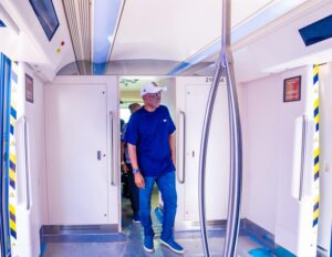 Sanwo-Olu Unveils New Blue Line Coaches, Hails Tinubu’s Backing for Lagos Rail Expansion