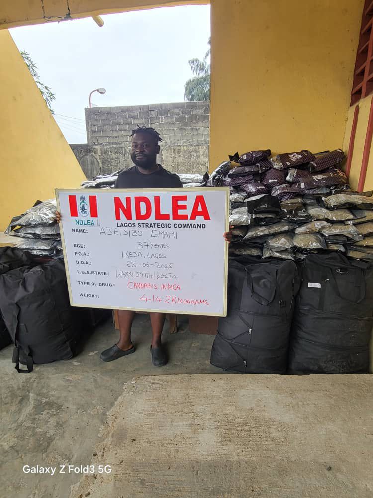 NDLEA Intercepts UK, Saudi-Bound Cocaine Concealed in Lipsticks, Property Documents; Busts Major Drug Syndicates 1 NDLEA Intercepts UK, Saudi-Bound Cocaine Concealed in Lipsticks, Property Documents; Busts Major Drug Syndicates