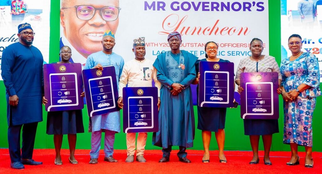 SANWO-OLU GIFTS FIVE BRAND NEW CARS, N165.5M TO LAGOS PUBLIC SERVANTS 3 Sanwo-Olu Gifts Five Brand New Cars, N165.5m To Lagos Public Servants