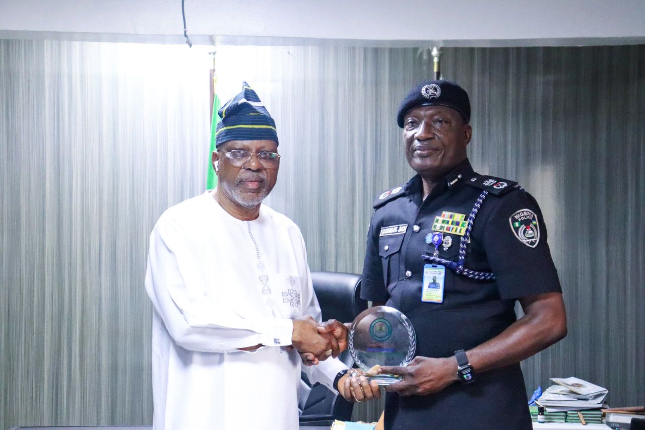 DIG Lakanu Commends Lagos Command During Recruitment Oversight