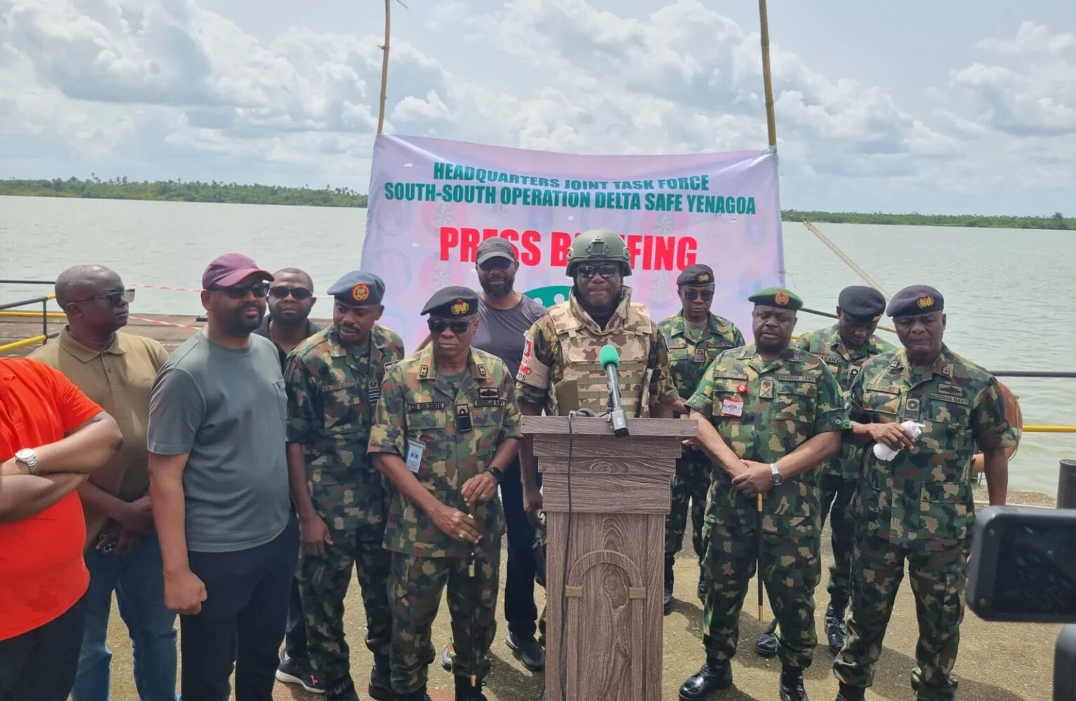 Nigerian Navy Intercepts Oil-Laden Vessels Worth ₦4.2bn in Major Calabar Anti-Bunkering Operation 2 Nigerian Navy Seizes Vessels Carrying ₦4bn Worth of Stolen Crude in Calabar