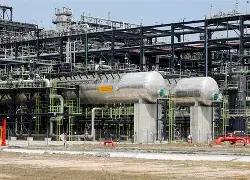 Nigeria Becomes First-Time Net Petrol Exporter as Dangote Refinery Boosts Output